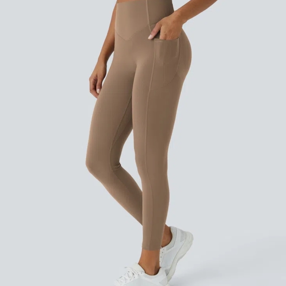 HALARA Tan High-Waisted Leggings